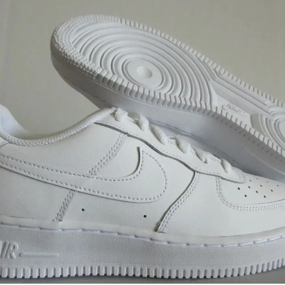 Nike Air Force 1 '07 unisex Brand New Men’s 6 Women’s size 8